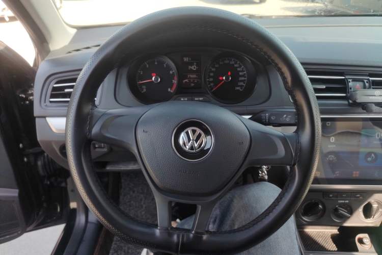 Used Volkswagen Lavida 2019 Lavida Start 1.5L Manual Fashion Edition China VI Standard Steering Wheel
