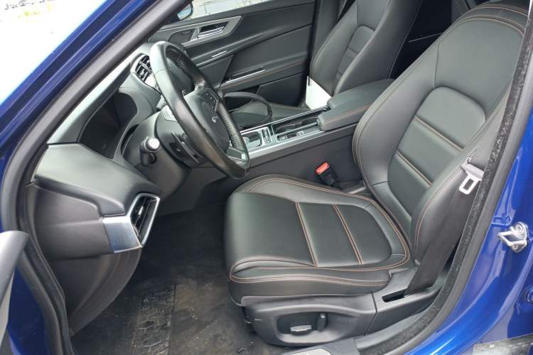 Used Jaguar XEL 2018 2.0T 200 PS Premium Edition Left Front Seat