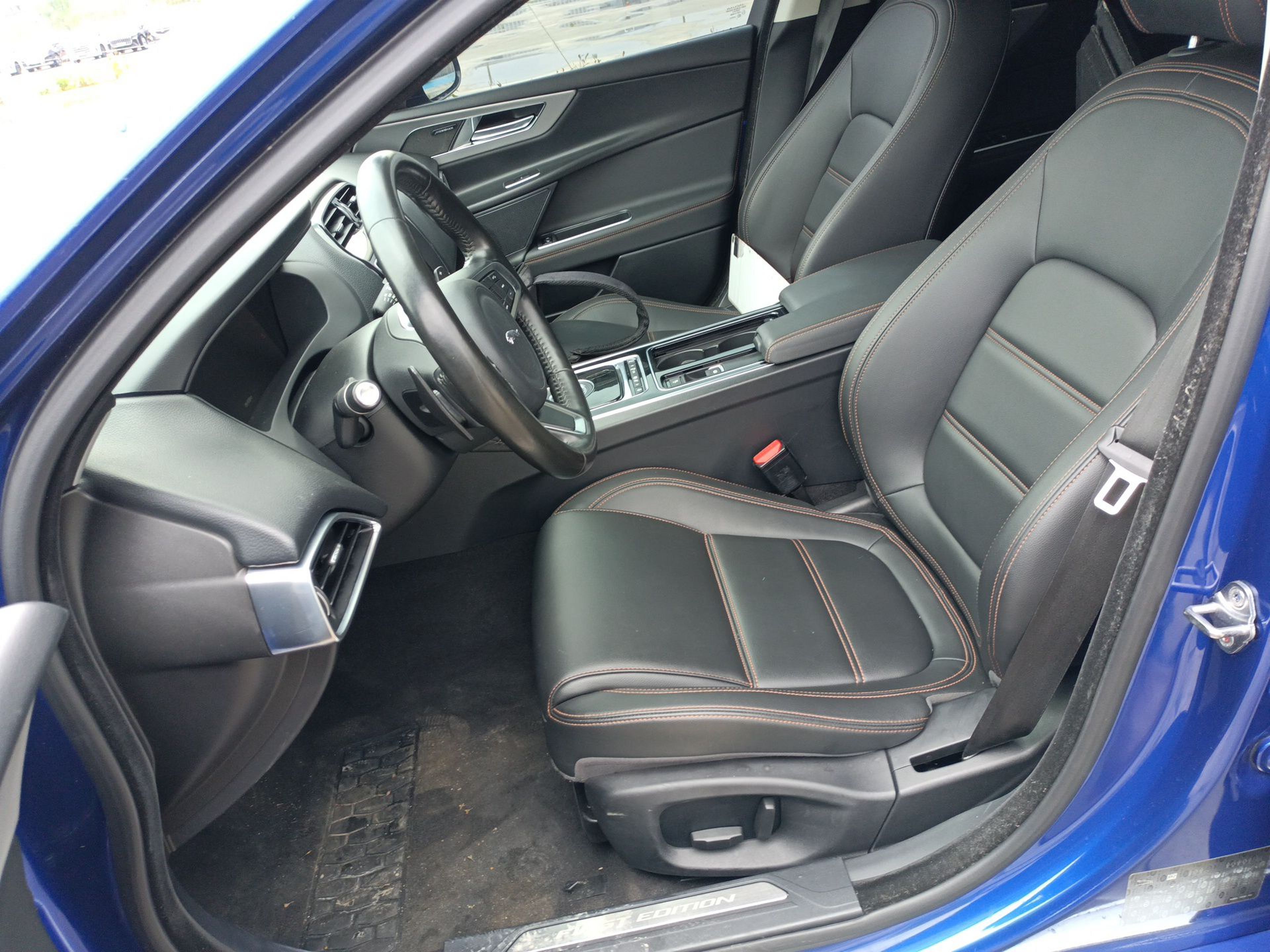 Interior delantero