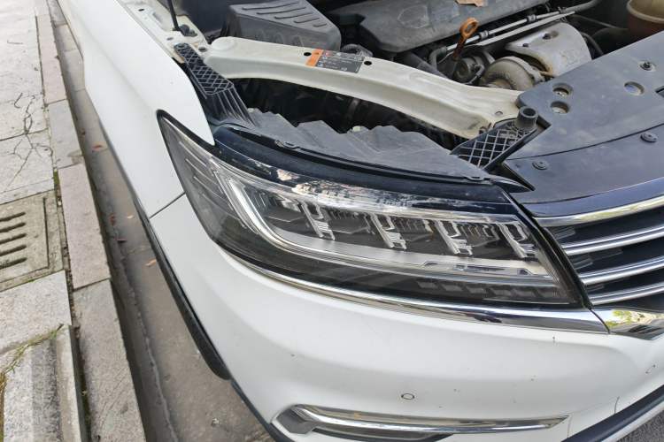 Used Roewe RX5 2016 30T Four-Wheel Drive Automatic Internet Smart Luxury Edition
