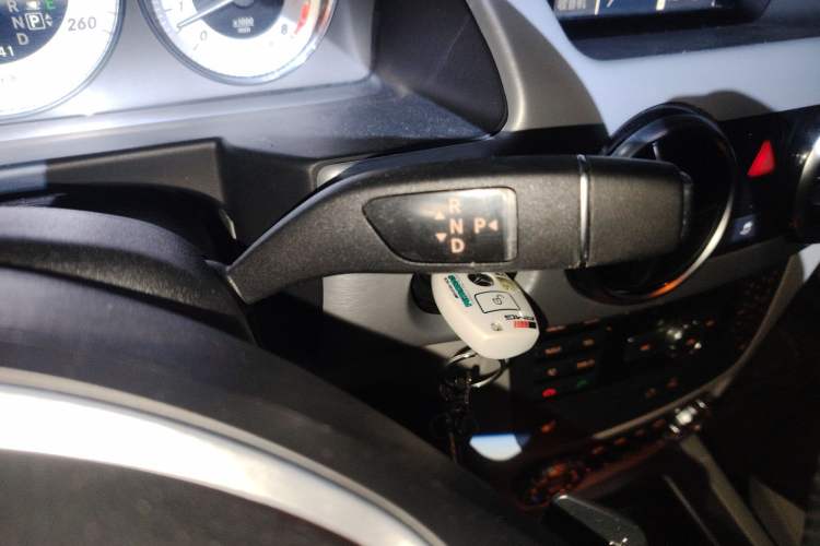 Used Mercedes-Benz GLK-Class 2013 GLK 300 4MATIC Fashion Model