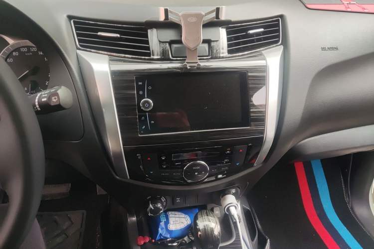 Used Nissan Terra 2018 2.5L Automatic 4x4 Flagship Edition
