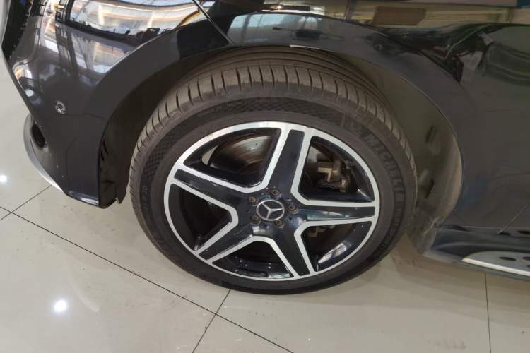 Used Mercedes-Benz GLE AMG 2017 AMG GLE 43 4MATIC
