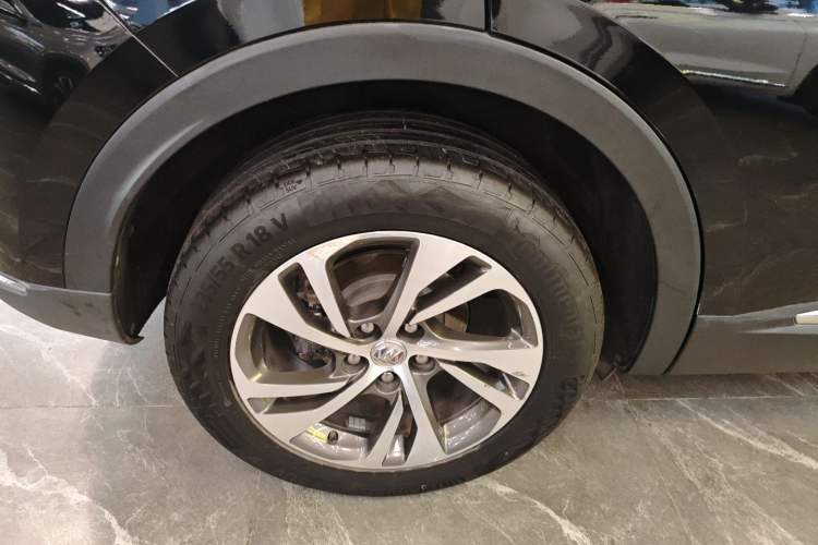 Used Buick Envision 2022 Encore S 552T Two-Wheel-Drive Luxury Model