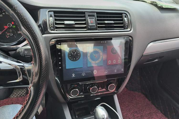 Used Volkswagen Sagitar 2015 230TSI Automatic Comfort Version
