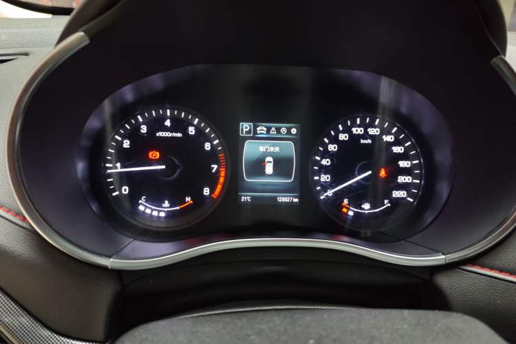 Used CHANGAN CS55 2018 1.5T Automatic Colorful Edition China V Standard Instrument Cluster