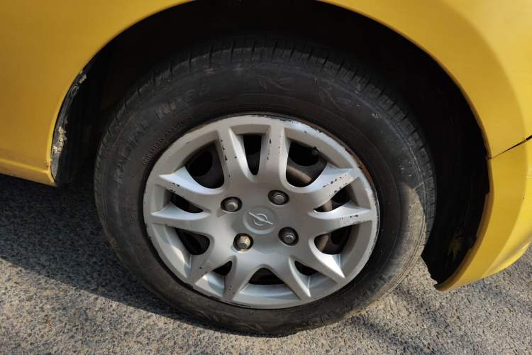 Used Haima Qubit 2011 1.3L Manual Standard Edition Right Front Wheel Hub