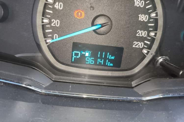 Used Ford Escort 2015 1.5L Automatic Fashion Model
