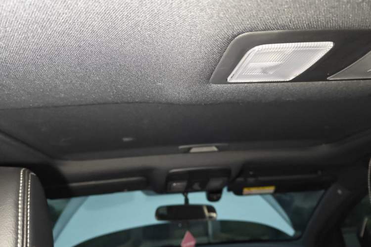 Used Mazda CX-4 2018 2.0L Automatic Two-Wheel Drive Blue Sky Premium Upgrade Version China VI Standard