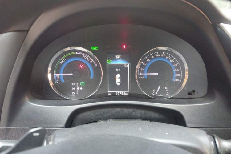 Used Toyota Levin 2017 Revised Dual-Engine 1.8H GS E-CVT Elite Sunroof Version China V Standard
