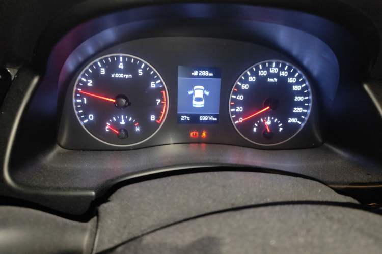 Used Kia Forte 2018 1.6L Manual Value Edition with Sunroof Instrument Cluster