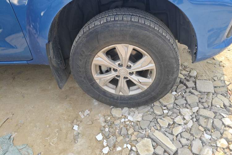 Used Dongfeng Ruichi 6 2019 2.4L Manual Two-Wheel Drive Gasoline Standard Version 2TZD Right Front Wheel Hub