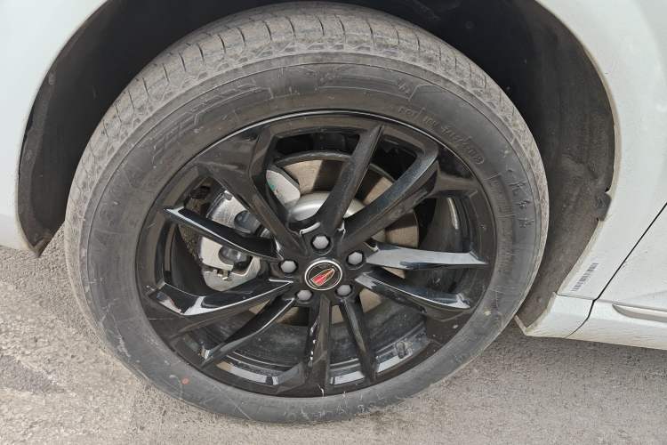 Used Hongqi HS3 PHEV 2025 Model PHEV 117km Jingwei PLUS Edition