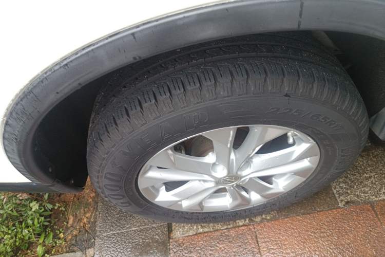 Used Nissan X-Trail 2015 2.0L CVT Comfort MAX Edition 2WD
