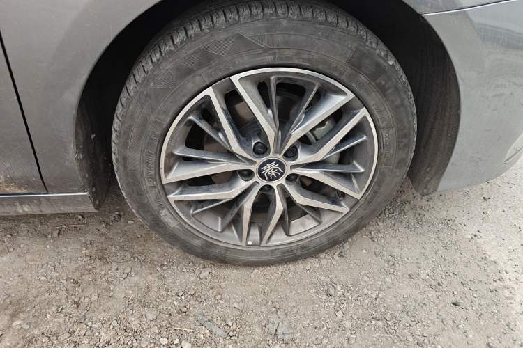 Used BYD Qin PLUS 2023 Champion Edition DM-i 120KM Leading Model
