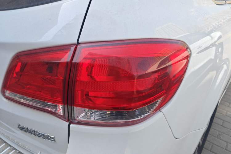 Used Haval H6 2016 Upgraded Model 1.5T Manual Two-Wheel Drive Elite Version