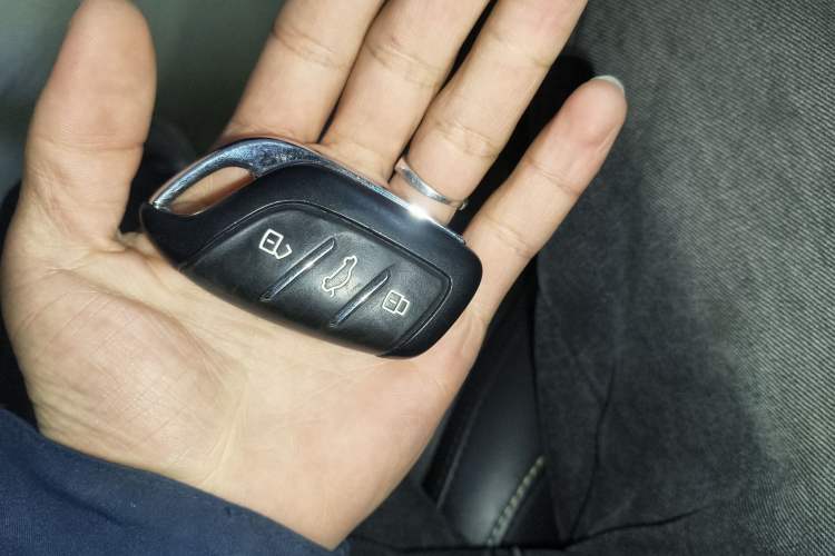 Used Roewe i5 2021 Revised Version 1.5L CVT Diamond Edition