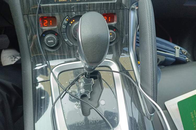 Used Peugeot 3008 2015 1.6THP Automatic Prestige Edition