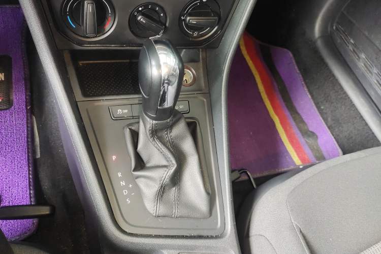 Used Volkswagen Lavida 2017 1.6L Automatic Fashion Edition
