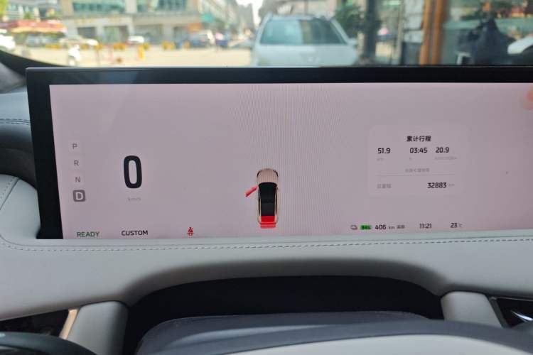 Used IM LS7 2023 100kWh Lux All-Wheel-Drive Version