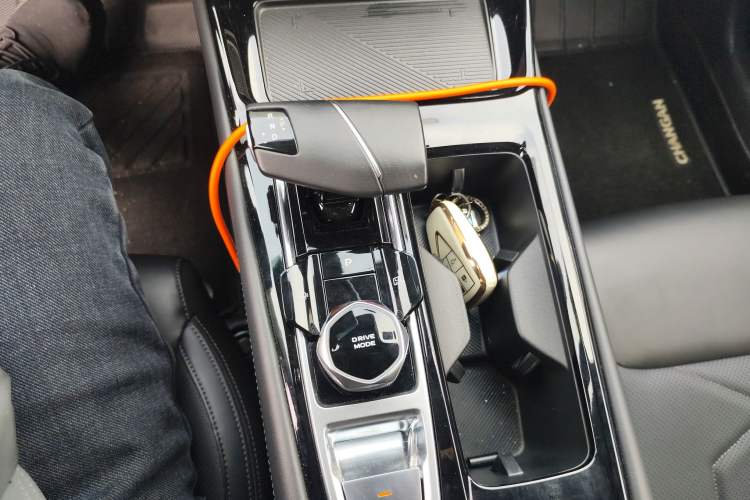 Used CHANGAN Ruicheng PLUS 2023 1.5T DCT Navigation Edition Gear Lever