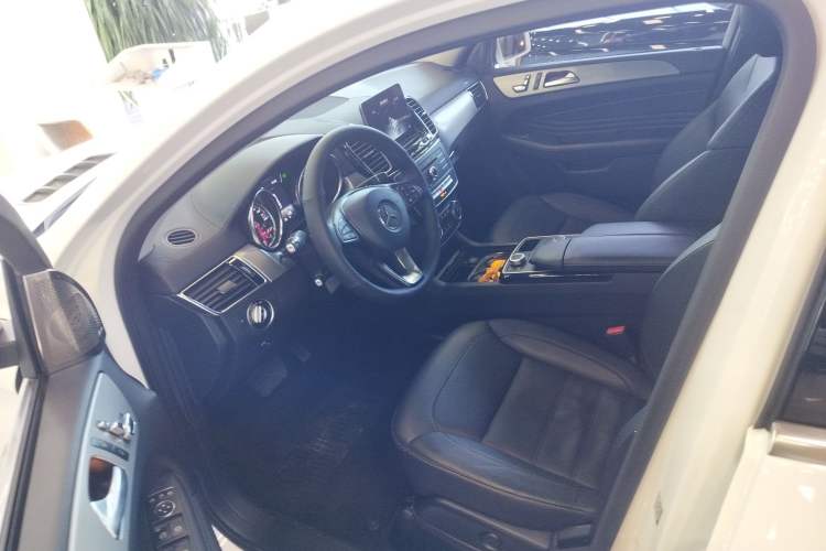 Used Mercedes-Benz GLE Coupe 2018 GLE 320 4MATIC Coupe SUV