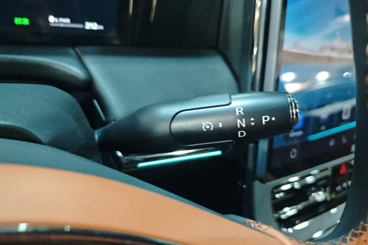 Used GAC Trumpchi Xiangwang M8 2025 Kunkun Series Ultra First-Class Cabin