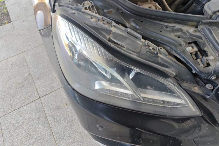 Used Mercedes-Benz E-Class 2015 E 260 L Sport & Fashion Model