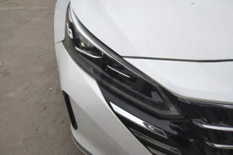 Used Nissan Teana 2022 2.0L XL-TLS Enjoyment Edition Right Front Headlight