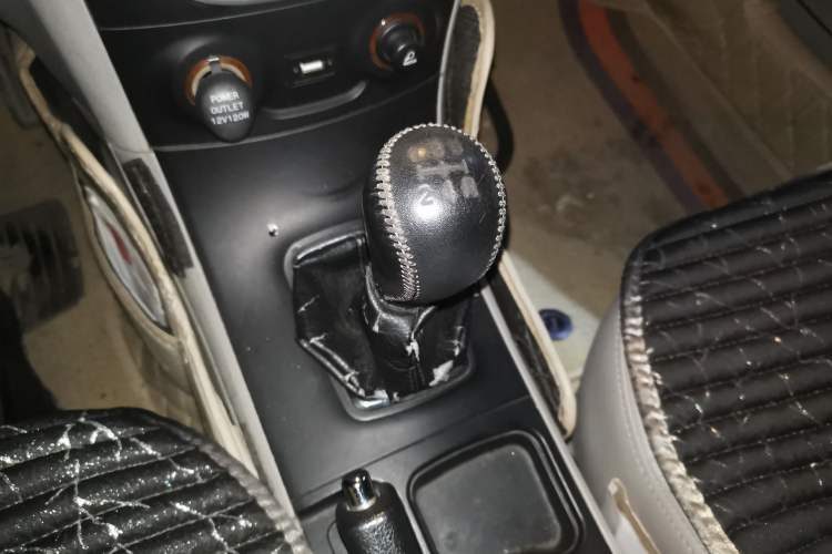 Used Geely Auto Vision 2015 1.5L Manual Happiness Edition
