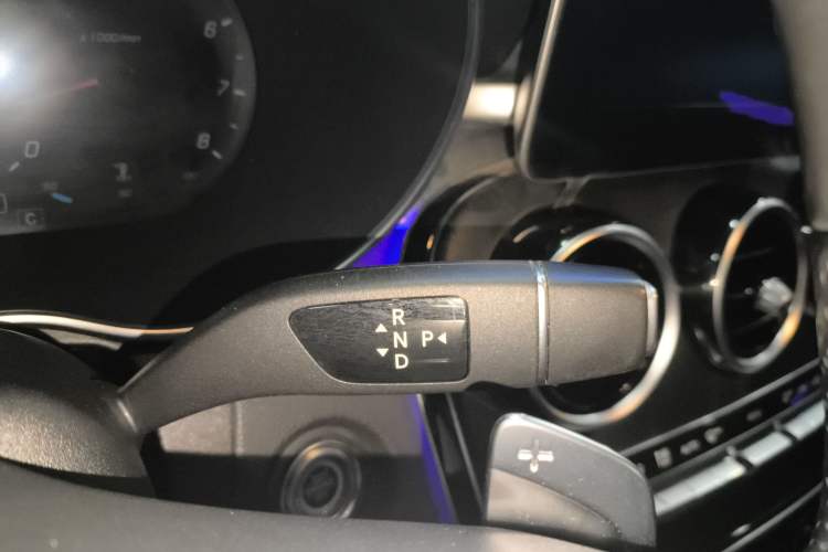 Used Mercedes-Benz C-Class 2020 Restyled C 200 L Fashion Edition Sport Version Gear Lever