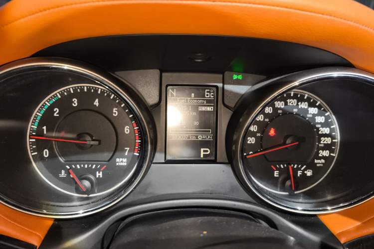 Used Jeep Grand Cherokee 2012 5.7L Flagship Prestige Edition
