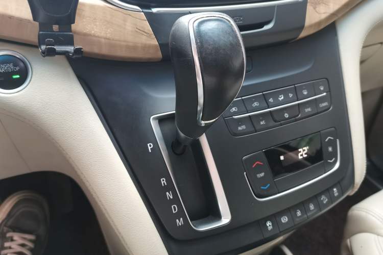 Used Buick GL8 2018 ES 28T Comfort Model China VI Standard
