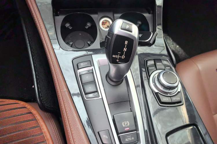 Used BMW 5 Series 2014 520Li Elegant Model