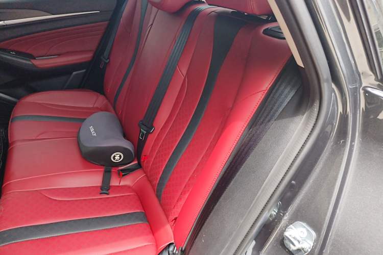 Used CHANGAN Eado 2021 PLUS Blue Whale NE 1.4T GDI DCT Prestige Model
