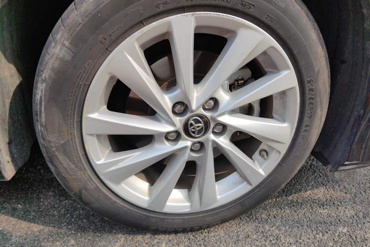 Used Toyota Camry 2023 Dual-Motor 2.5 HGVP Leading Edition