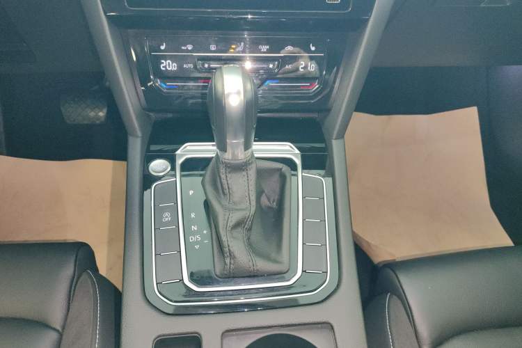 Used Volkswagen Magotan 2020 330TSI DSG Leading Model Gear Lever