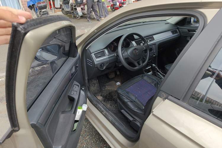 Used Volkswagen Bora 2017 1.6L Automatic Fashion Model
