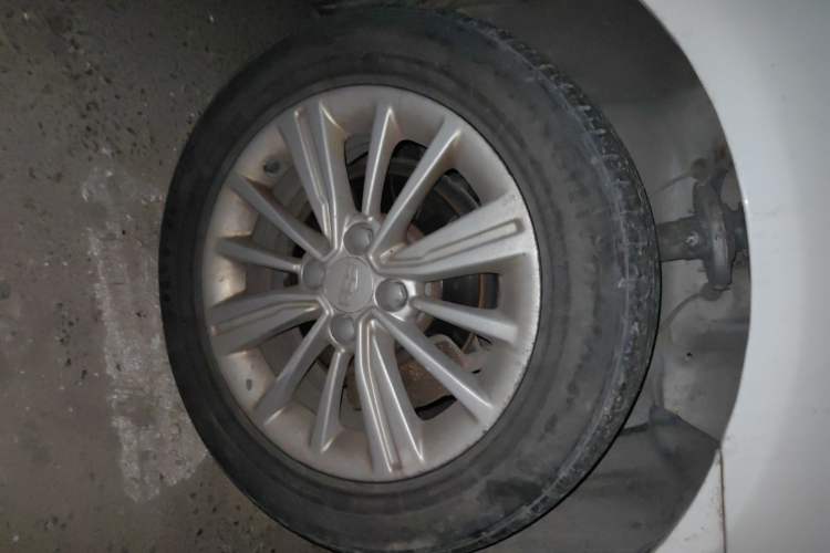 Used Geely Auto Diamond 2016 1.5L Manual Elite Edition
