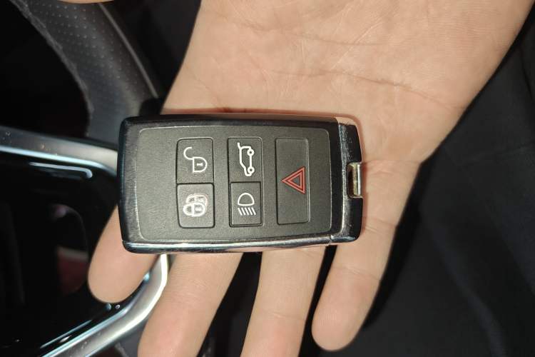 Used Land Rover Discovery Sport 2022 249 PS R-Dynamic S Performance Edition 5 Seats
