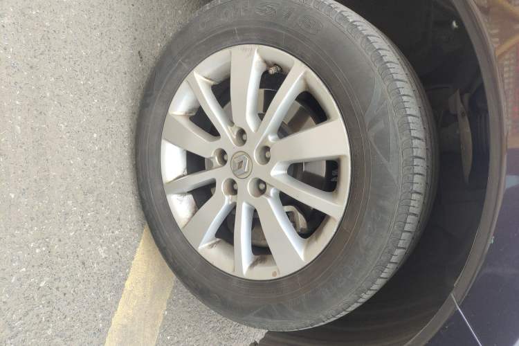 Used Renault Koleos 2013 2.5L 4x4 Comfort Edition