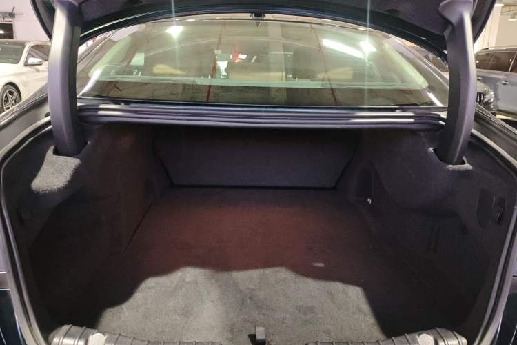 Used Jaguar XFL 2023 XFL 2.0T P250 Two-Wheel-Drive Luxury Deluxe Edition