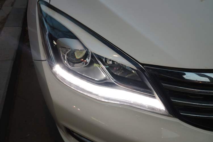 Used Dongfeng Aeolus A60 2016 1.5L Manual Luxury Version
