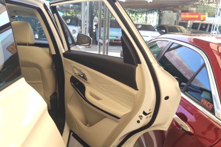 Used CHANGAN OSHAN X7 EV 2020 Luxury Edition 405 Right Rear Door Interior