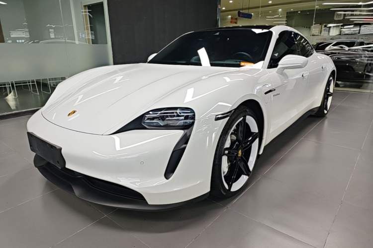 Used Porsche Taycan 2022-Year Updated Taycan