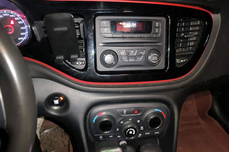 Used Fiat Ottimo 2014 1.4T Automatic Sport Edition Audio And AC Panel