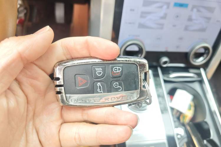 Used Land Rover Range Rover 2016 3.0 SC V6 Vogue Extended Version