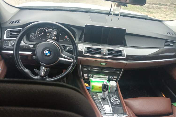 Used BMW 5 Series GT 2011 535i xDrive Luxury Edition
