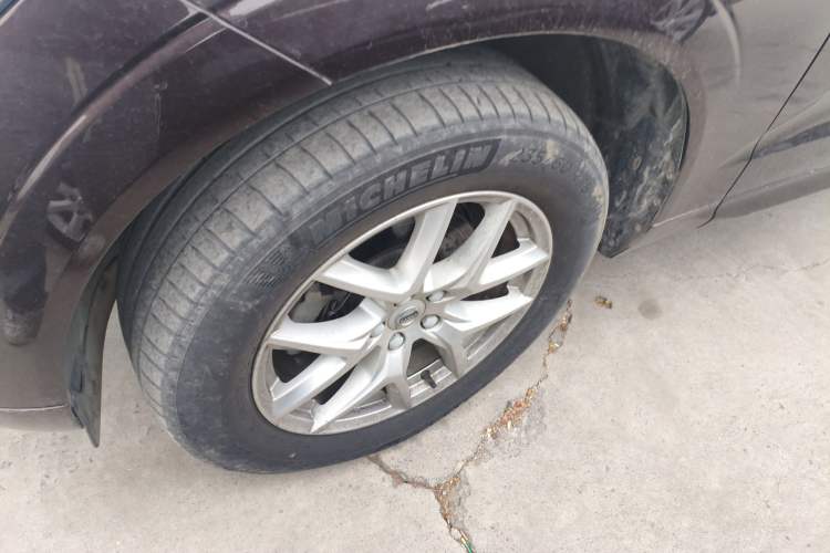 Used Volvo XC60 2019 T5 4x4 Smart Edition China V Standard