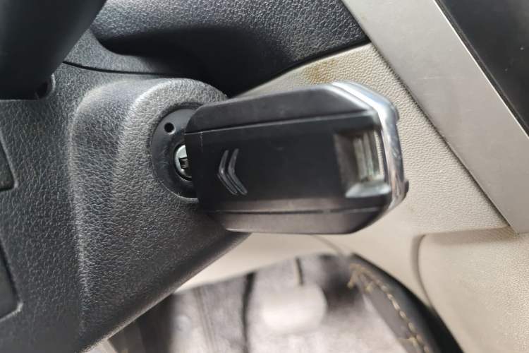 Used Citroen Elysee 2014 1.6L Automatic Fashion Model